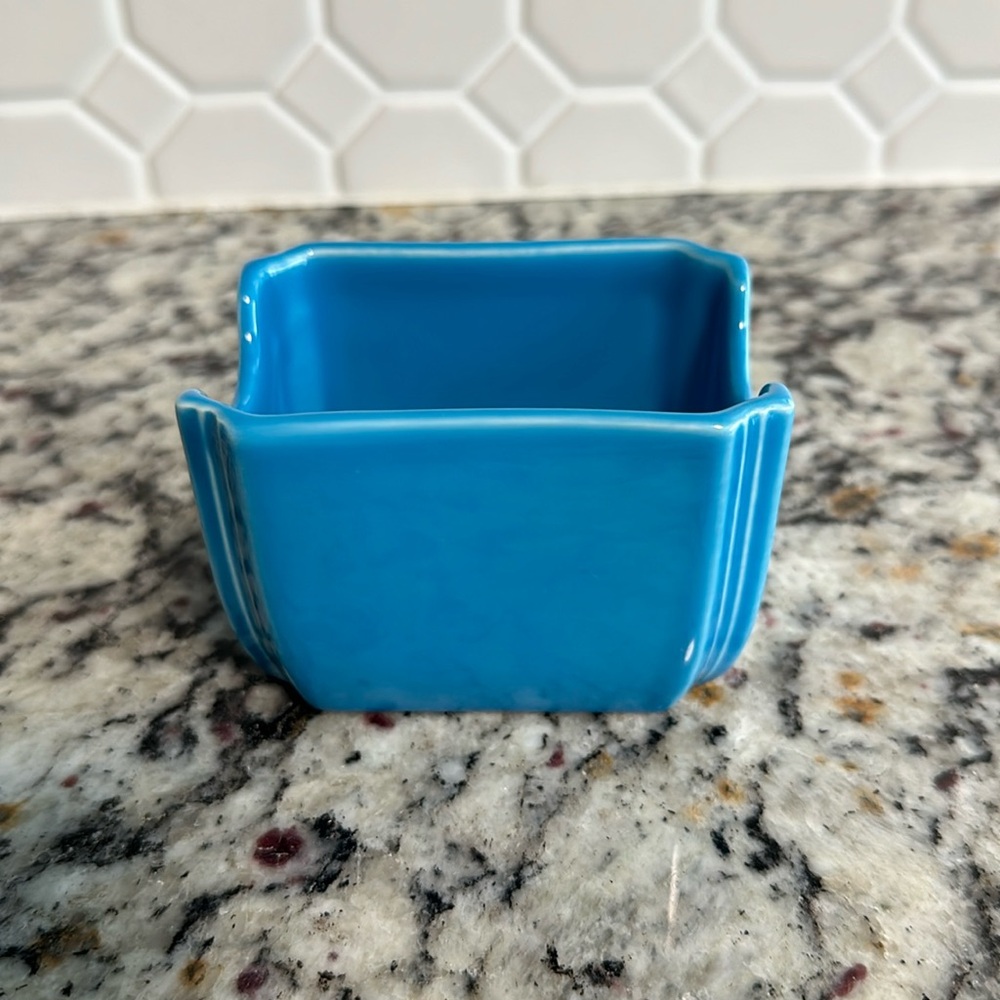Fiesta sugar packet caddy in peacock